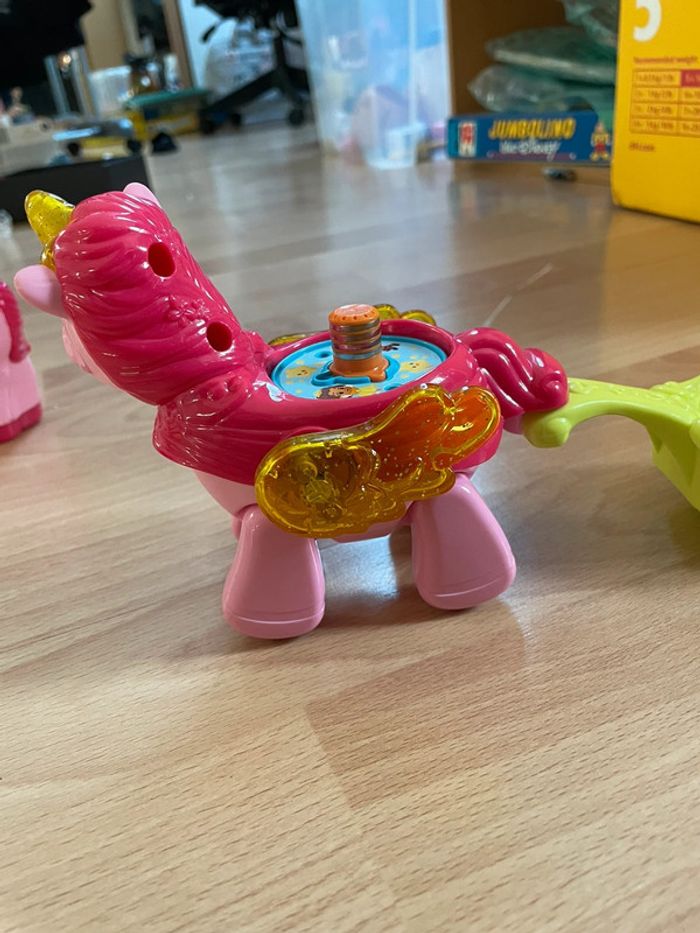 Claire et sa licorne Tut-tut copain - photo numéro 7