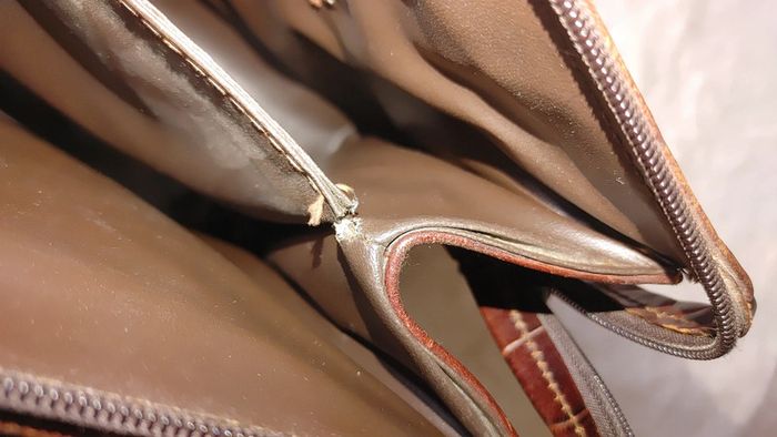 Sac à main en cuir véritable vintage motif exotique crocodile marron tirant sur le rouge - photo numéro 14