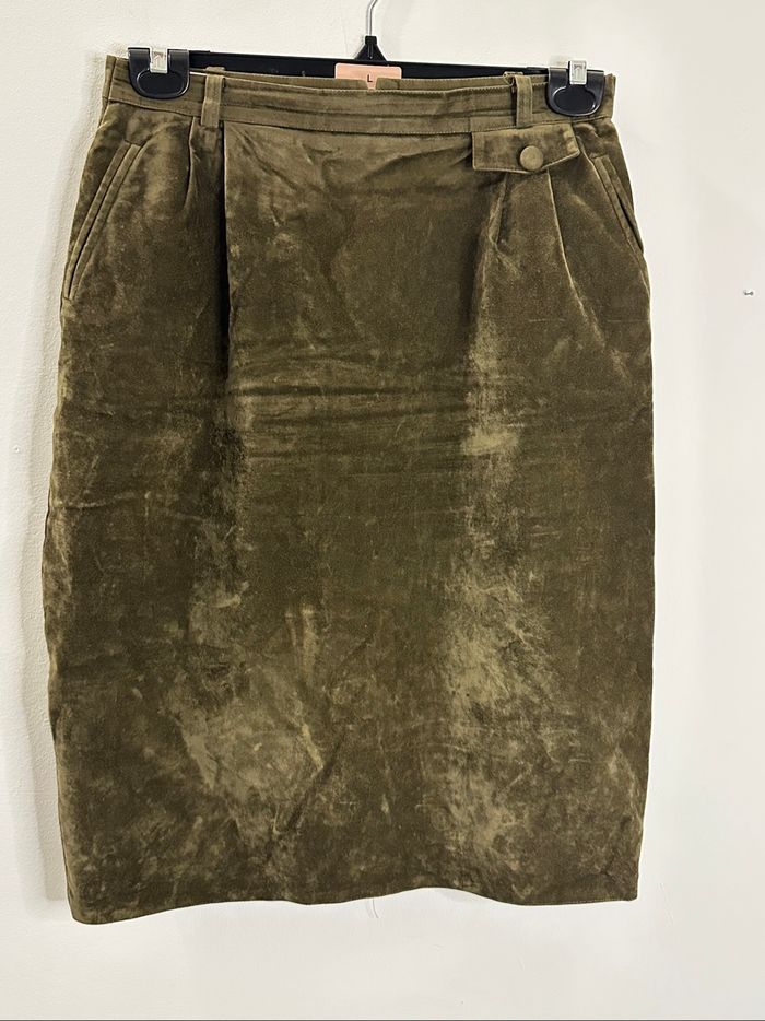 Jupe Velour taille 40 peu portée - photo numéro 2