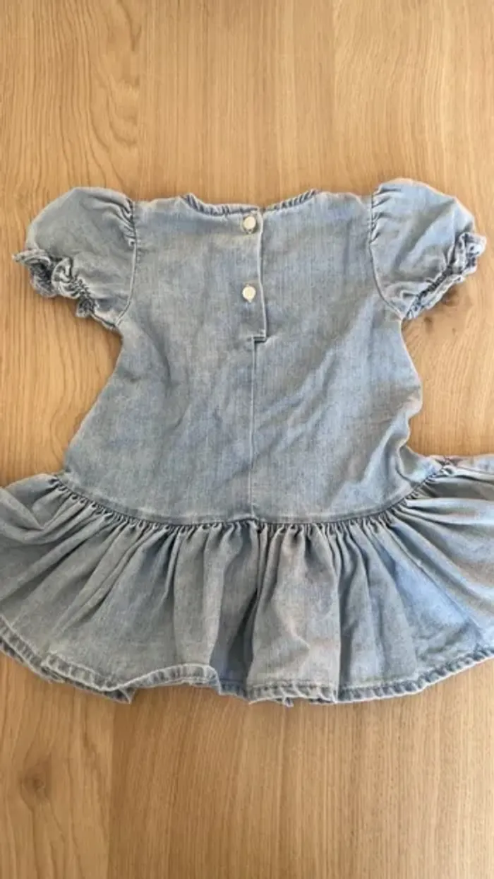 Robe 18 mois - photo numéro 2