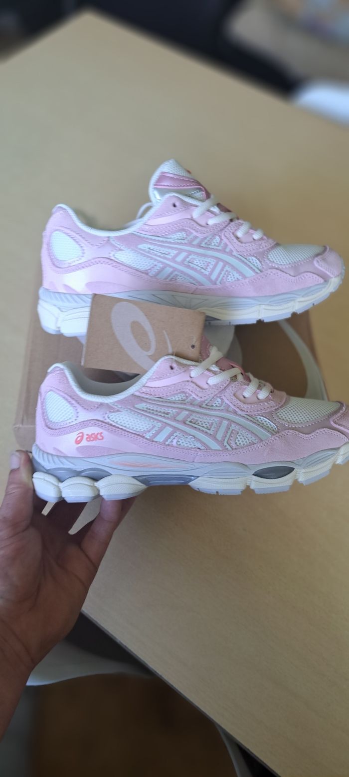 Asics Gel Nyc Cream/Rose Water T39