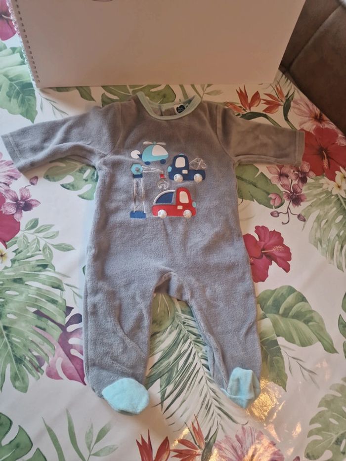 Pyjama - photo numéro 2