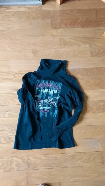 Pull à col roulé 8ans