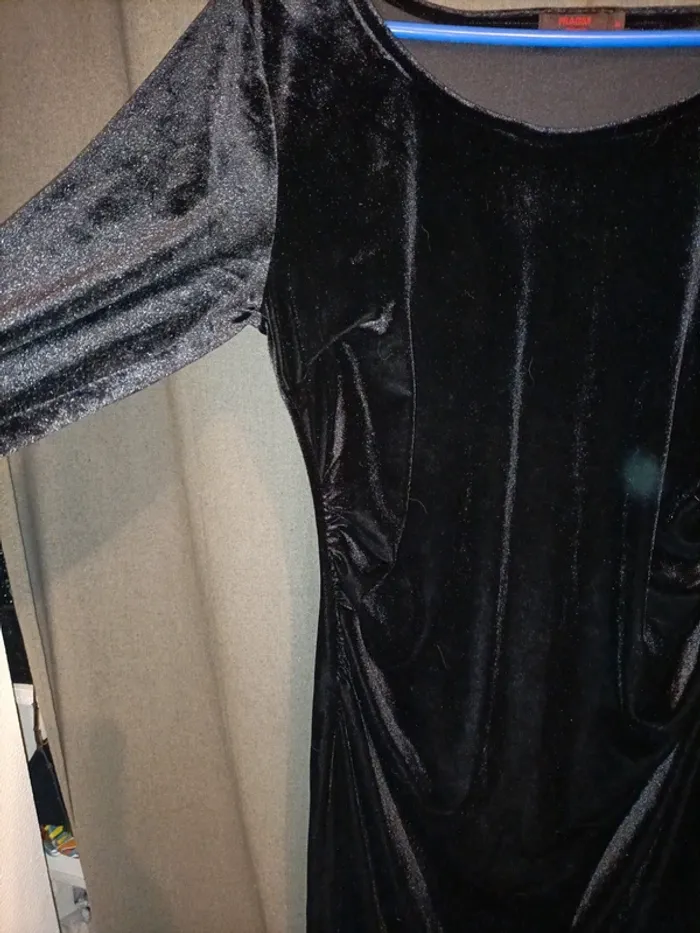 Robe mi-longue velours noire - photo numéro 5