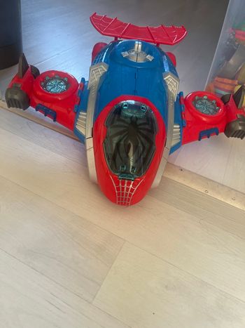 Avion Spiderman 