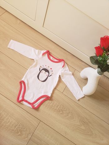 Body 🎀 Orchestra 9 mois 2€