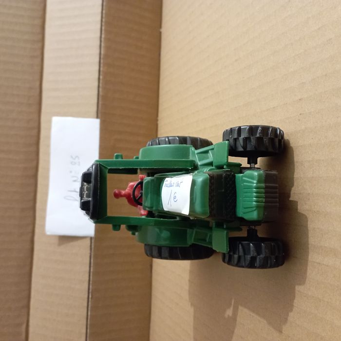 tracteur vert - photo numéro 2