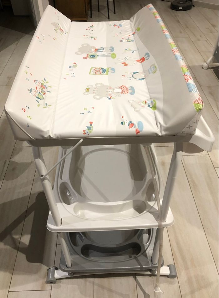 Table à langer 2 en 1 - photo numéro 4