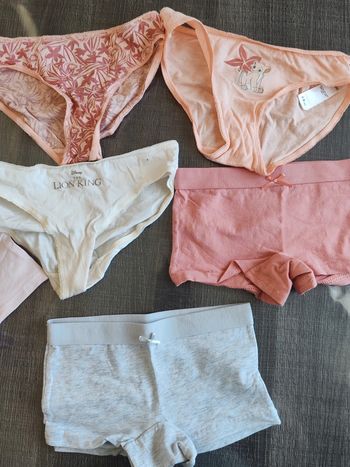 Lot de 9 sous-vêtements
