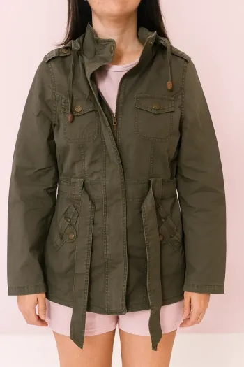 Trench court T.S neuve avec étiquette