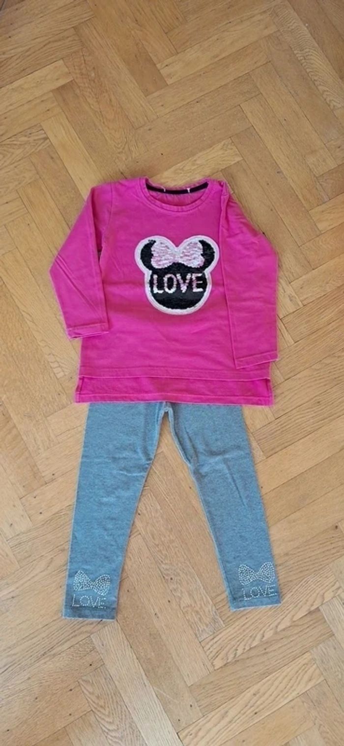 Lot leggings et t- shirt longues manches réversible Ebita 4 ans en excellent état - photo numéro 2
