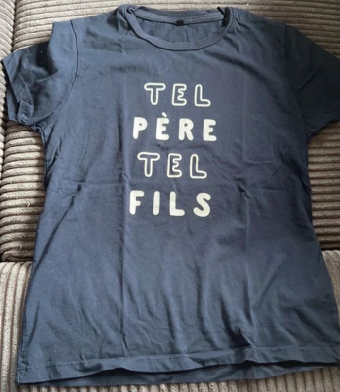 T-shirt - taille 12ans - 2€ - photo numéro 2