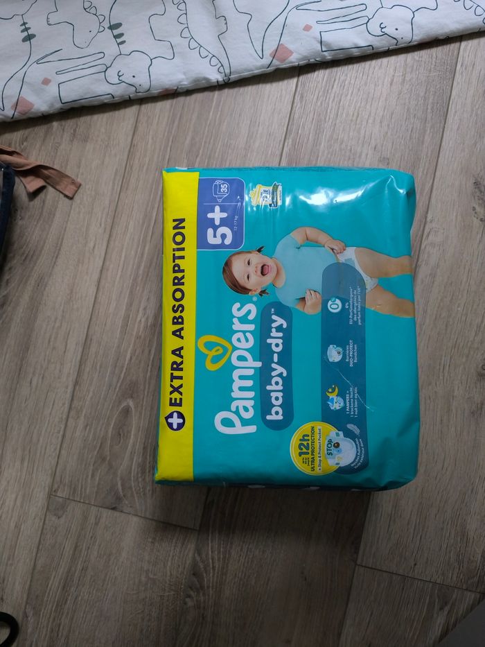 Pampers Baby dry taille 5+
