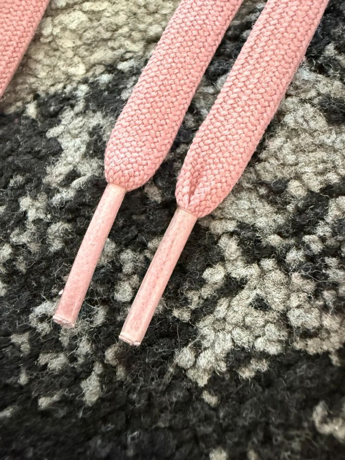 Lot de deux paires de lacets rouge et rose - photo numéro 2