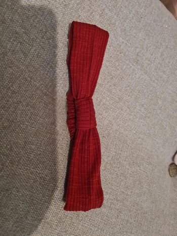 Bandeau rouge tape à l'œil