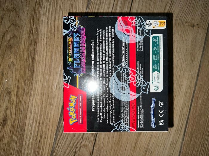 Display Pokémon ME2 mega evolution 2 flammes fantasmagoriques - photo numéro 5