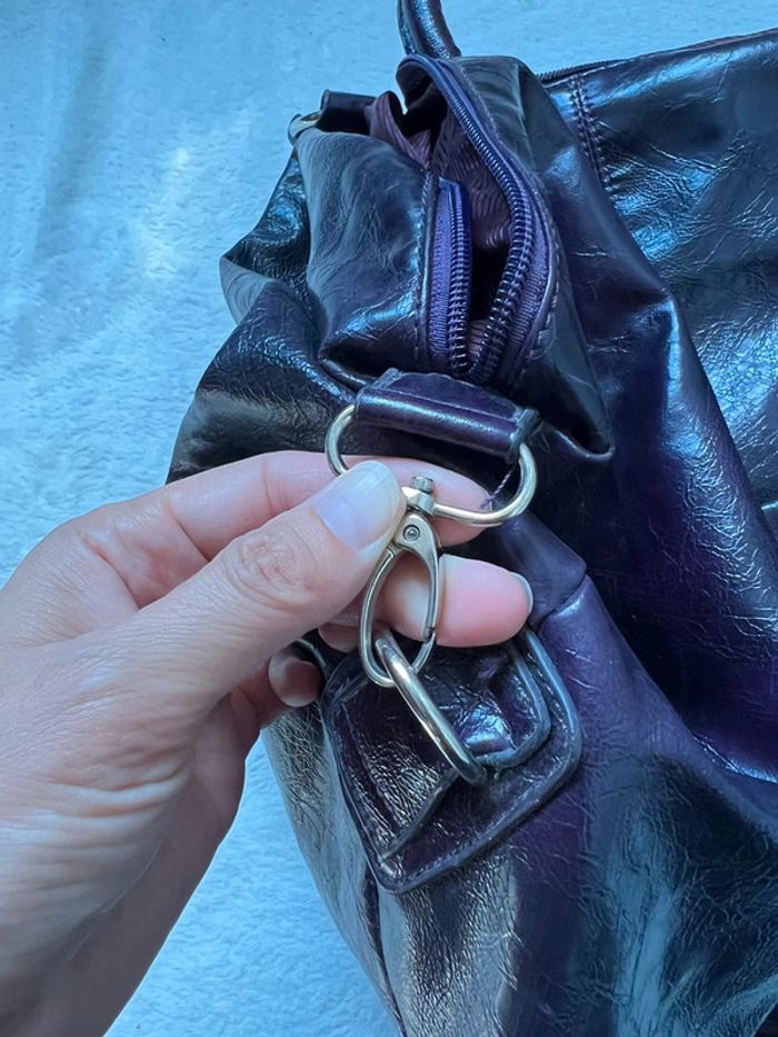 Sac à main porté épaule fourre tout violet foncé prune vintage 90s - photo numéro 13