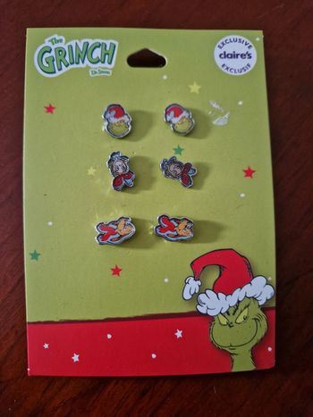 Boucle d oreilles grinch