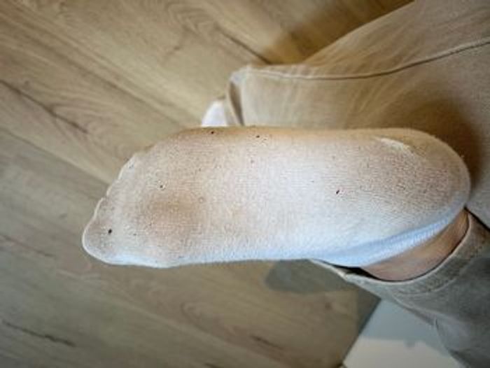 Chaussettes sales - photo numéro 2