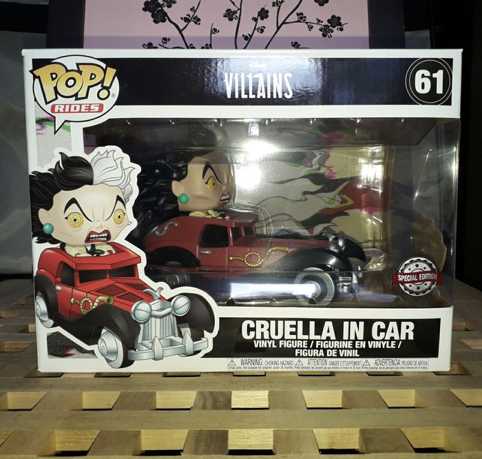 Funko Pop Rides numéro 61
Cruella d'Enfer Cruella de Vil in car 
Les 101 Dalmatiens Villains in car Disney  Special Edition - photo numéro 5