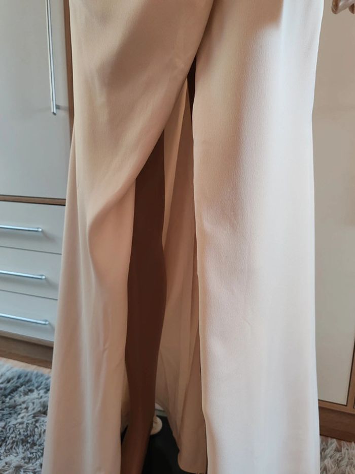 Robe cache coeur longue drapée - photo numéro 12