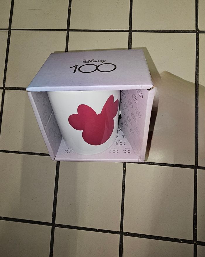 Mug/tasse disney 100 minnie - photo numéro 2