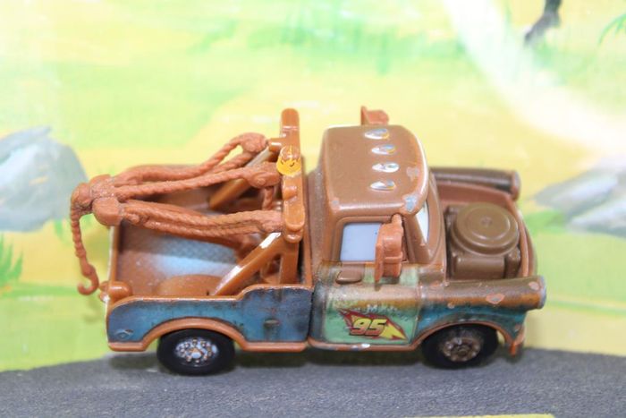 Disney Pixar Cars Martin avec N° de course de Flash - photo numéro 9