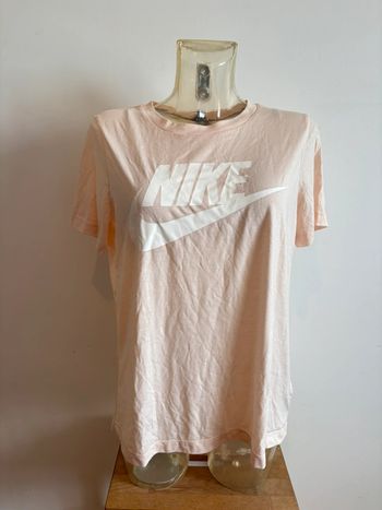 TEE shirt Nike taille L