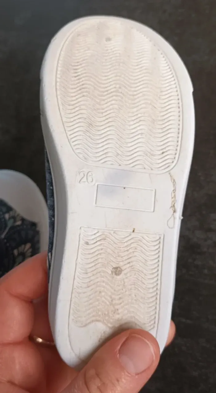 Chaussure T26 - photo numéro 3