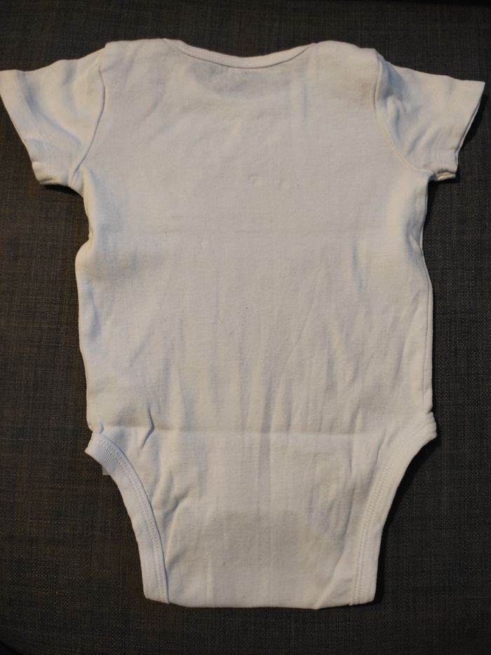 Bodies 36 mois - photo numéro 2