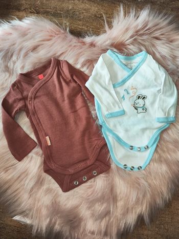 Lot de 2 body naisance
