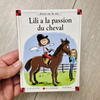 Livre Lili a la passion du cheval, collection Ainsi va la vie. Édition Calligram