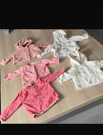 Lot de gilet et de pull de 1 à 3 mois