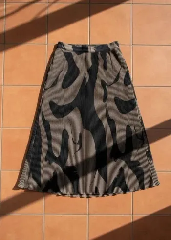 Jupe midi plissée, taille S, imprimé graphique chic, rétro tendance élégante