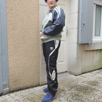 Magnifique pant Umbro taille 174cm