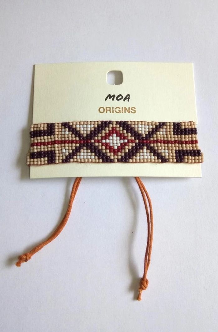 Bracelet brésilien en perles MOA neuf