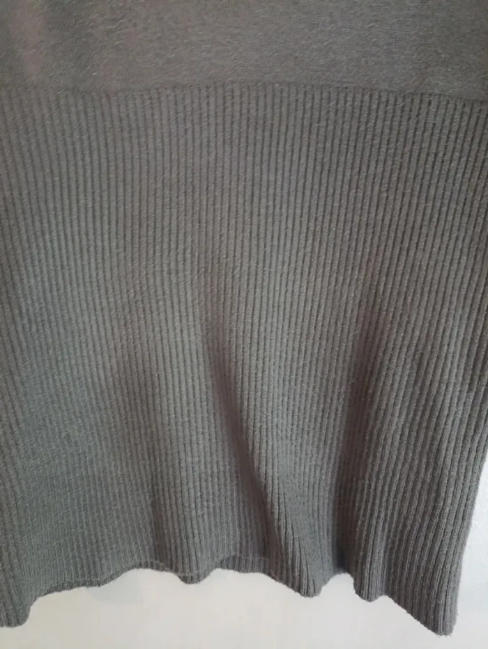 Pull manche 3/4 taille 36/38 - photo numéro 4