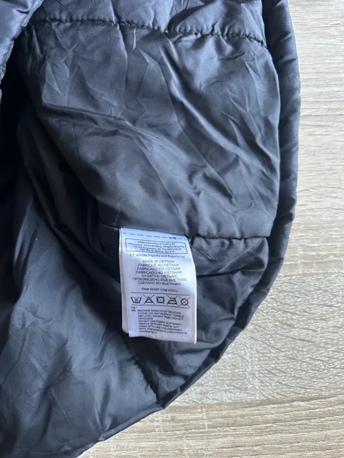 Doudoune Adidas taille S - photo numéro 6