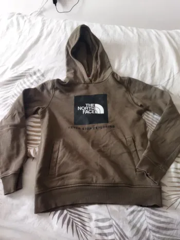 Pull à capuche