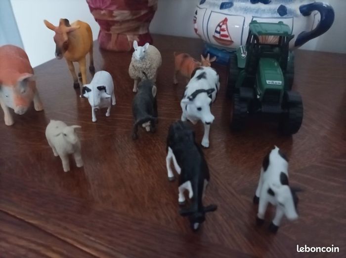 Lot 10 animaux de la ferme avec un tracteur - photo numéro 3