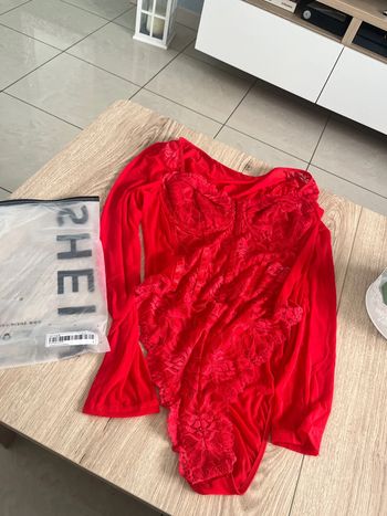 Superbe body sexy shein rouge taille L neuf