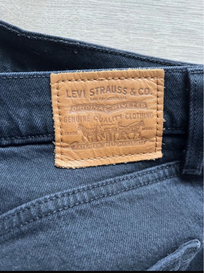Pantalon jeans Levi’s noir t28 (38) - photo numéro 2