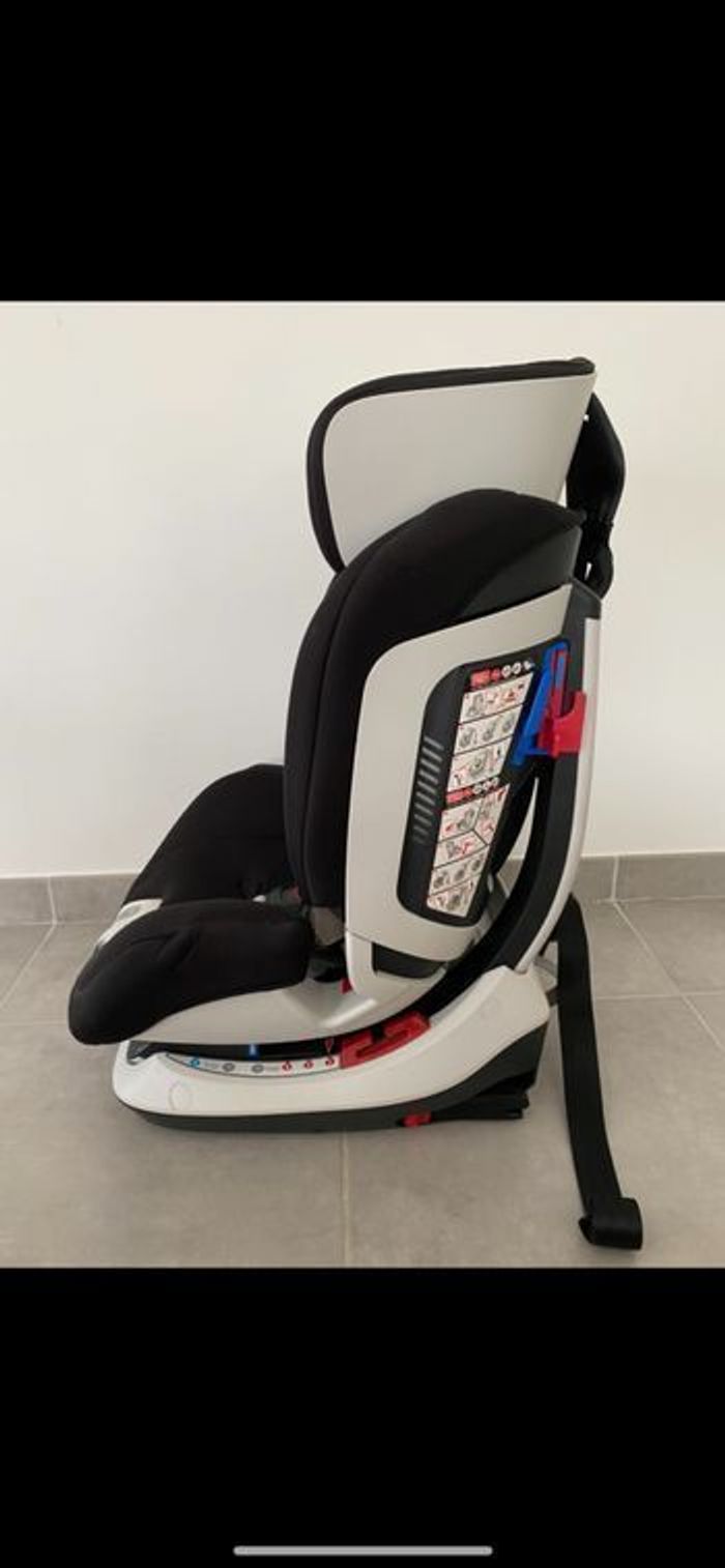 Siège auto évolutif isofix Groupe 0+ Groupe 1 et 2 Chicco - photo numéro 3