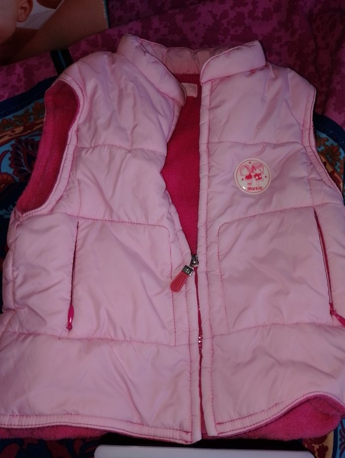 Doudoune sans manche kimbaloo 18 mois - photo numéro 3