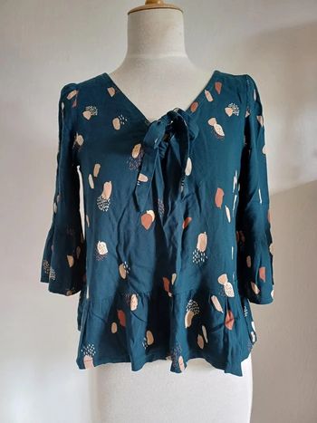 Haut vert imprimé taille 40