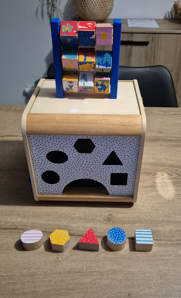 Grand cube d'activités en bois - photo numéro 3