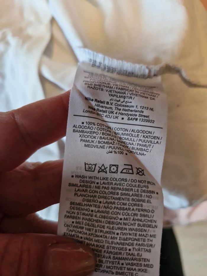 Tee-shirt nike taille s - photo numéro 6