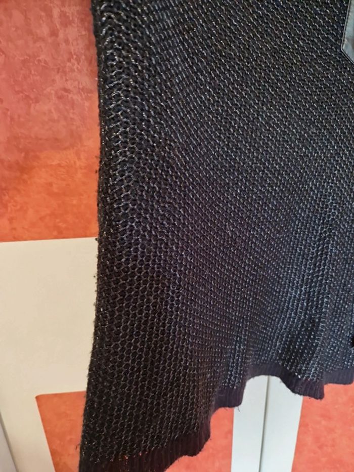 Pull ouvert dos - photo numéro 6