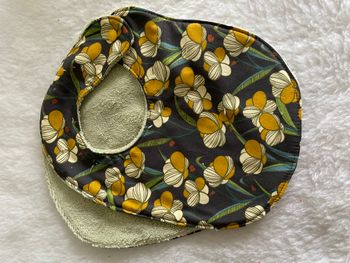 Bavoir aventurine floral