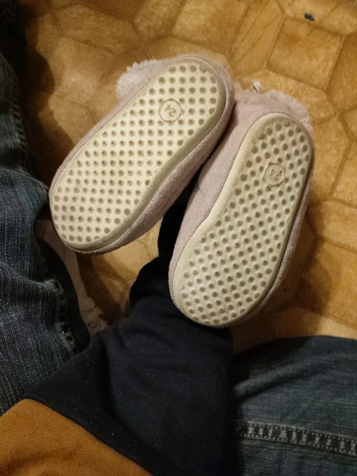 Bottes chaussons la reine des neiges 24 - photo numéro 2